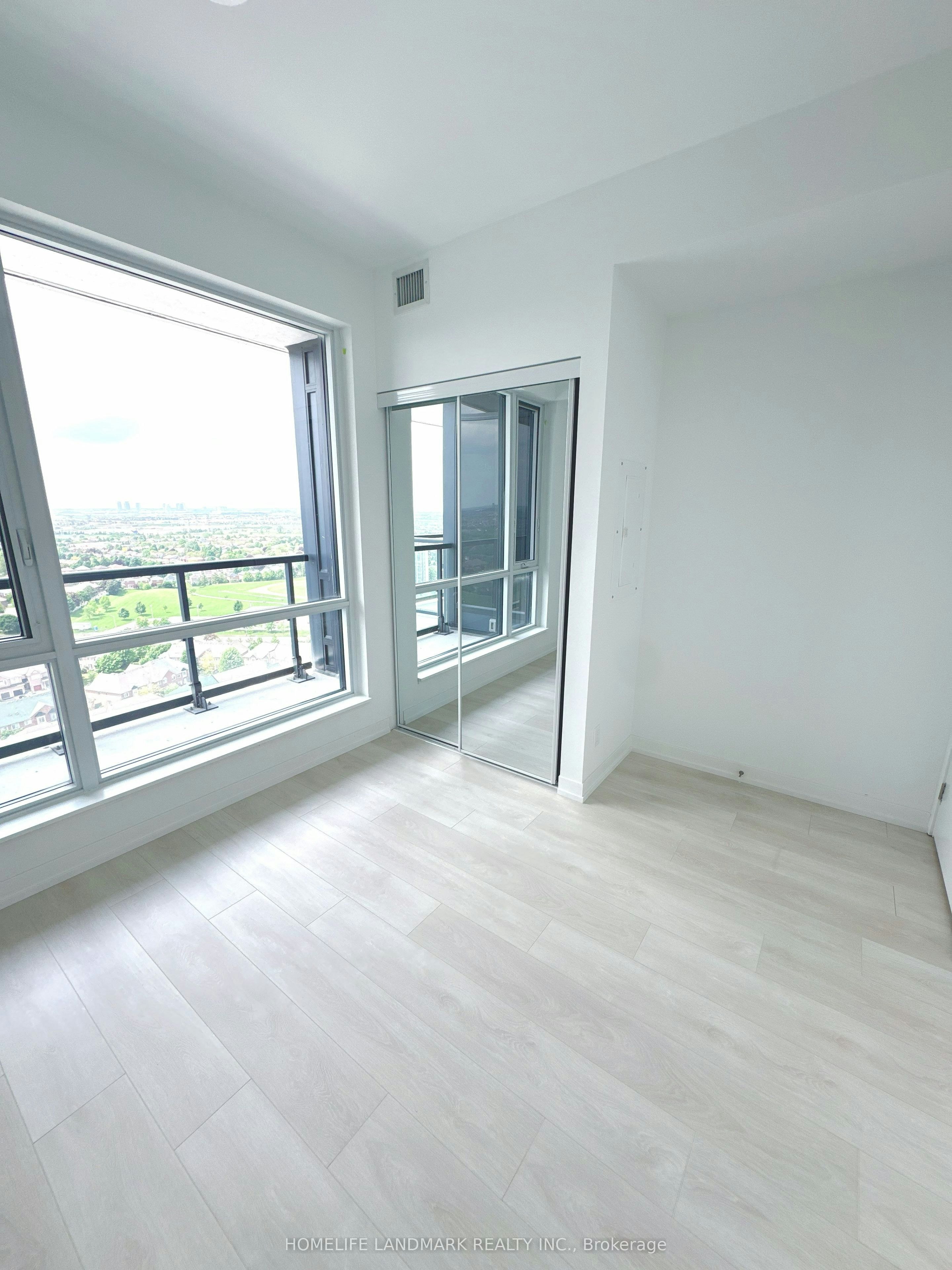2312-7950 Bathurst Street, Vaughan, ON, L4J 0B8 - 10