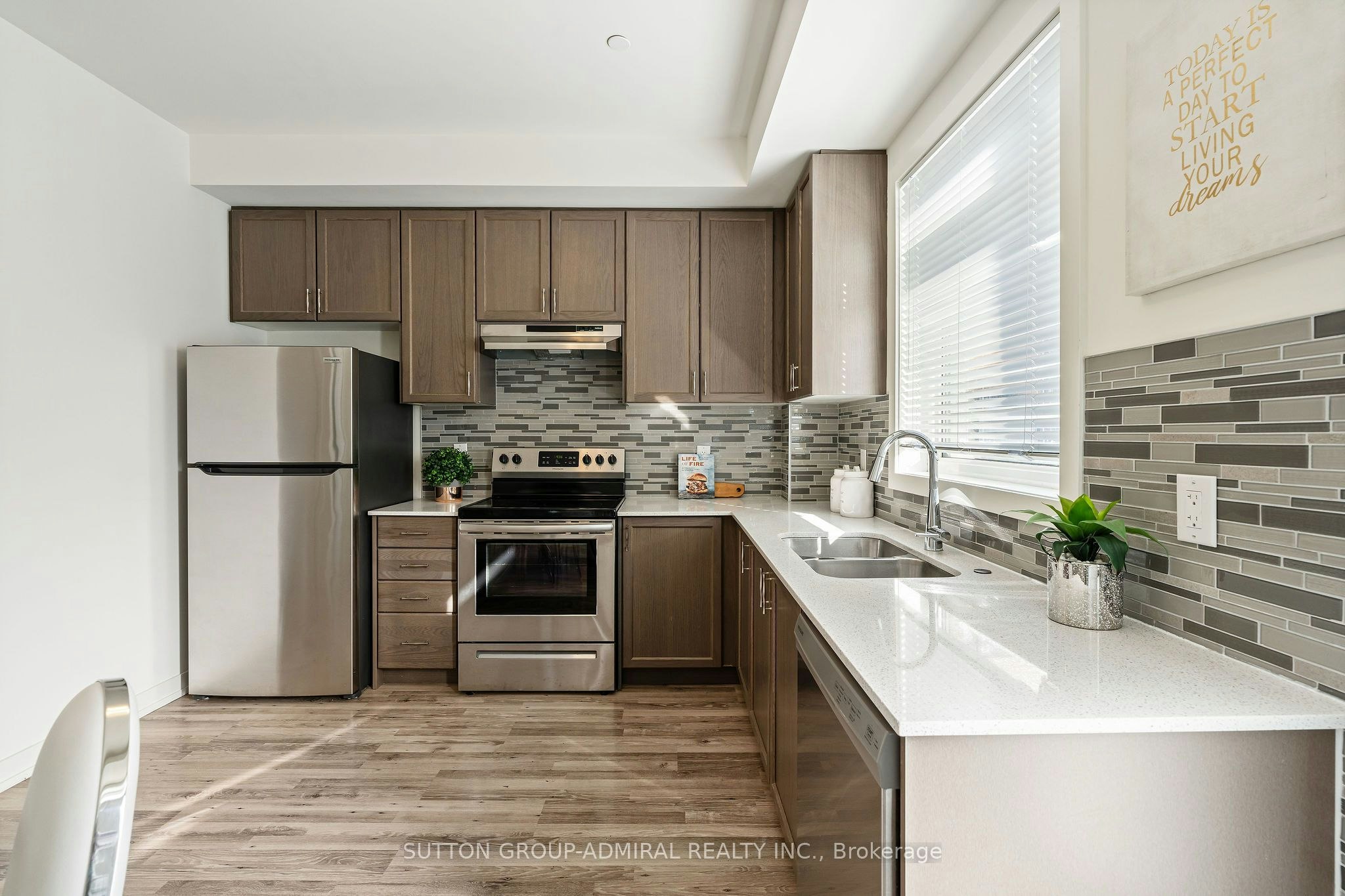 98-370D Red Maple Road, Richmond Hill, ON, L4C 6P5 - 7