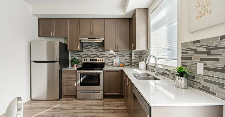 98-370D Red Maple Road, Richmond Hill, ON, L4C 6P5 - 7