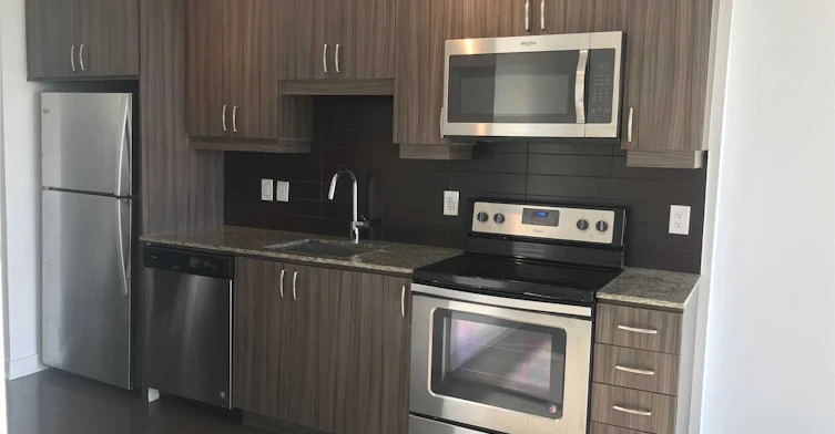 1908NW-9201 Yonge Street, Richmond Hill, ON, L4C 1H9 - 3
