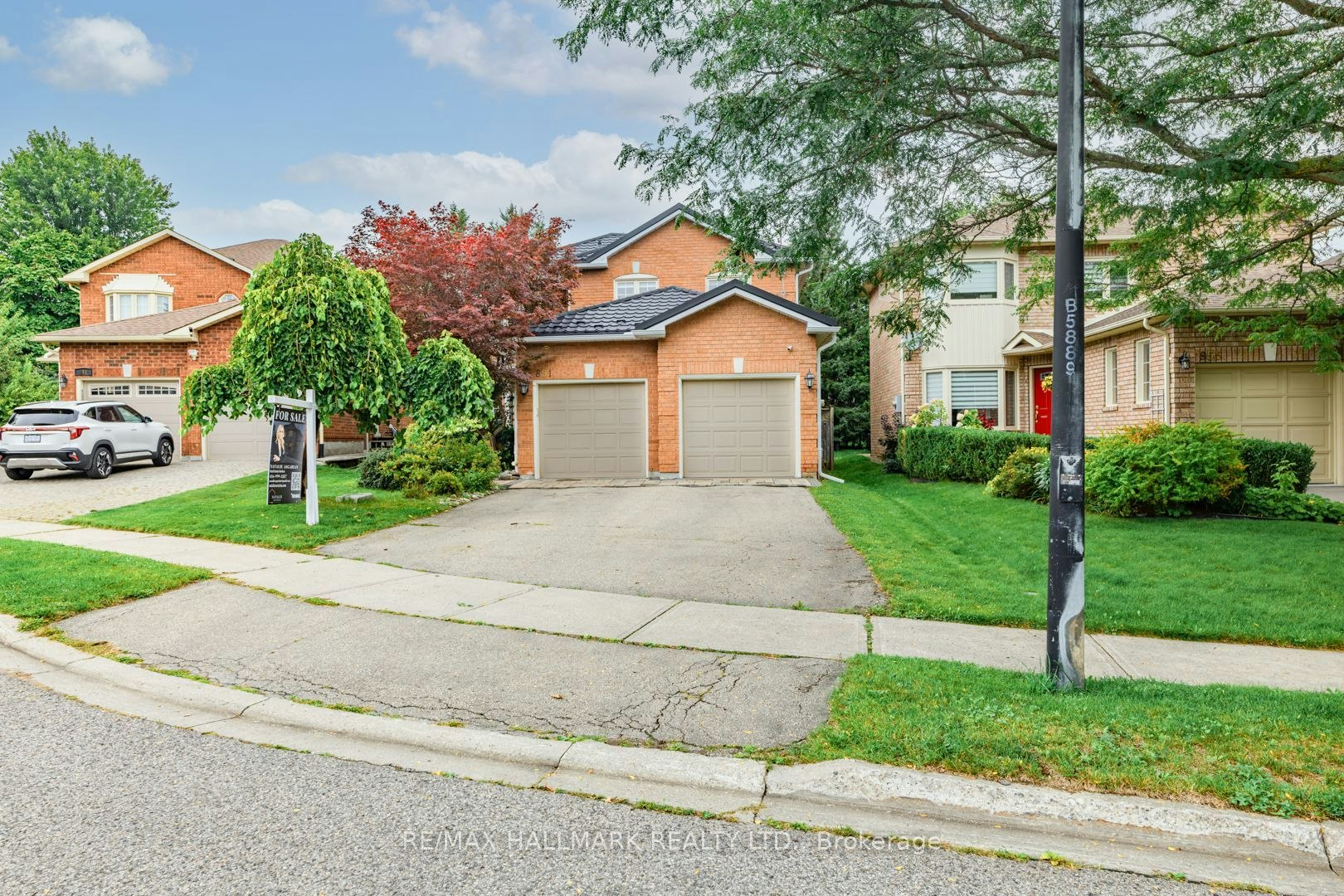 851 Hilton Boulevard, Newmarket, ON, L3X 2H7