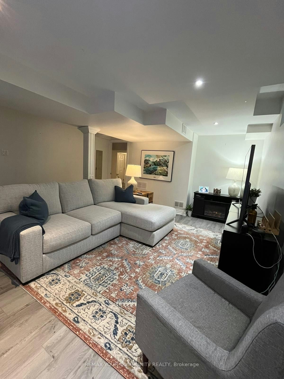 375 Woodfern Way S, Newmarket, ON, L3X 2X7 - 2
