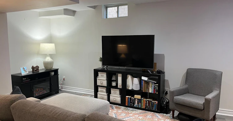 375 Woodfern Way S, Newmarket, ON, L3X 2X7 - 3