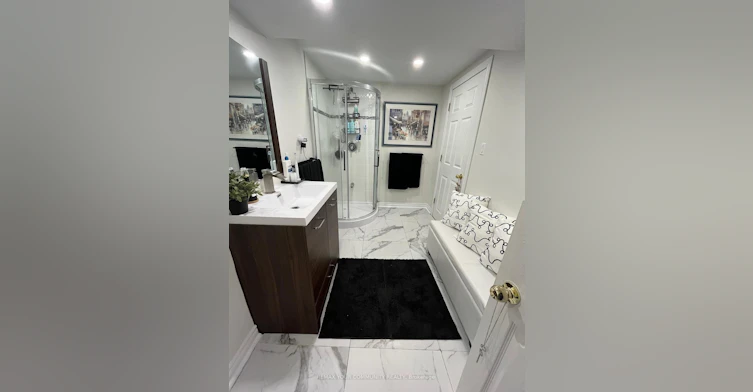 375 Woodfern Way S, Newmarket, ON, L3X 2X7 - 10