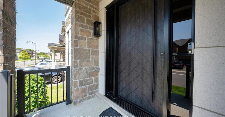 75 Watershed Gate, East Gwillimbury, ON, L9N 0Y1 - 2