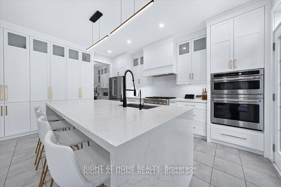 75 Watershed Gate, East Gwillimbury, ON, L9N 0Y1 - 8