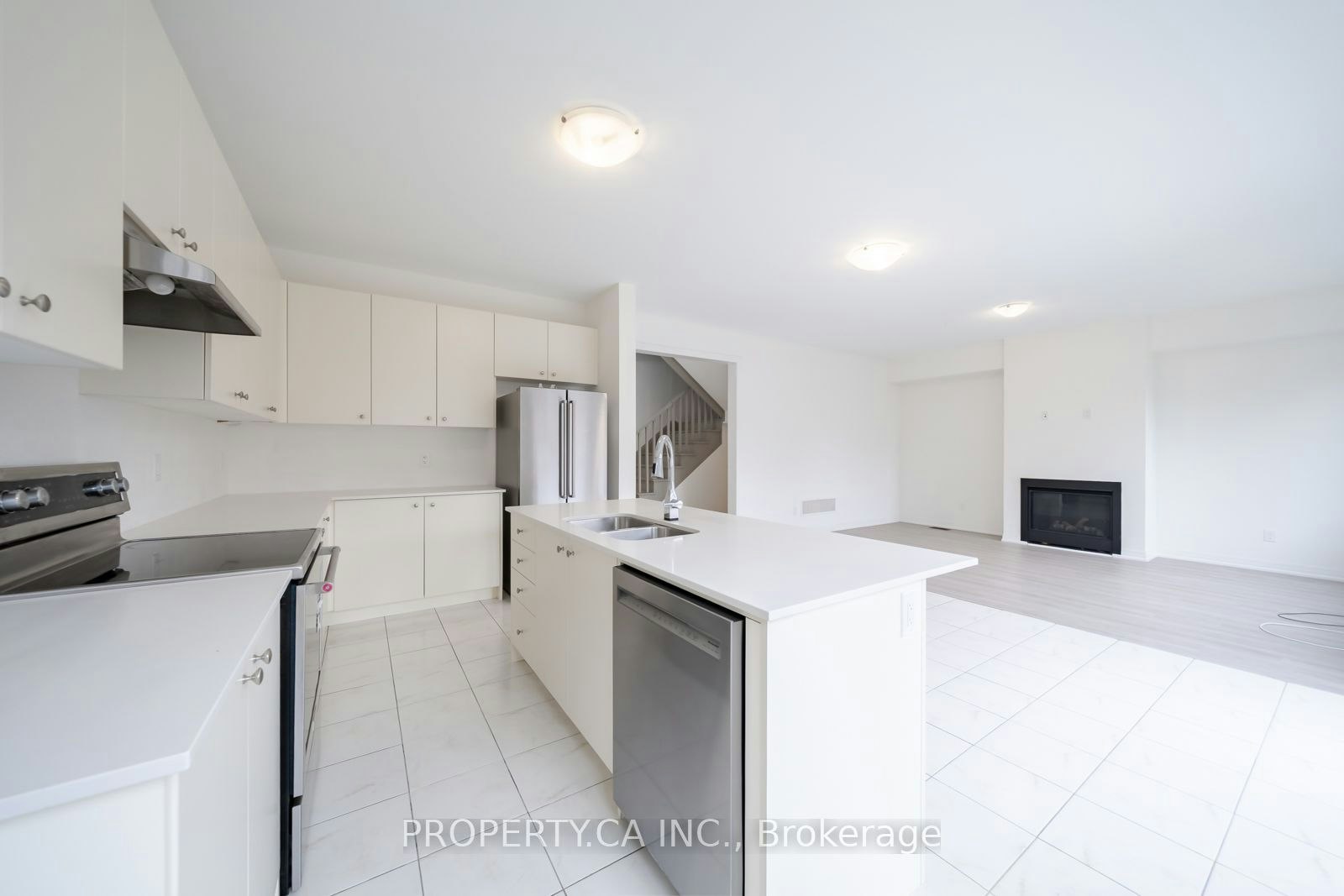 17 Jinnah Avenue, Markham, ON, L3S 0G2 - 4