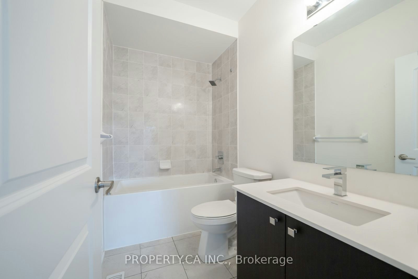 17 Jinnah Avenue, Markham, ON, L3S 0G2 - 13