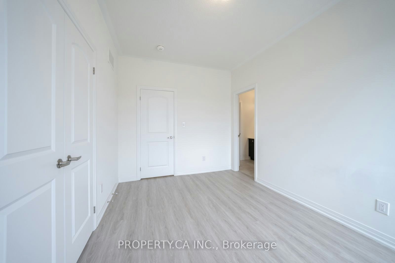 17 Jinnah Avenue, Markham, ON, L3S 0G2 - 14