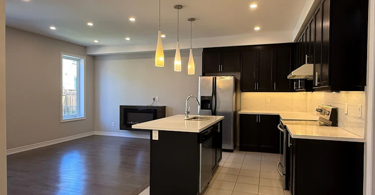 52 Luzon Avenue, Markham, ON, L6B 1N6 - 9