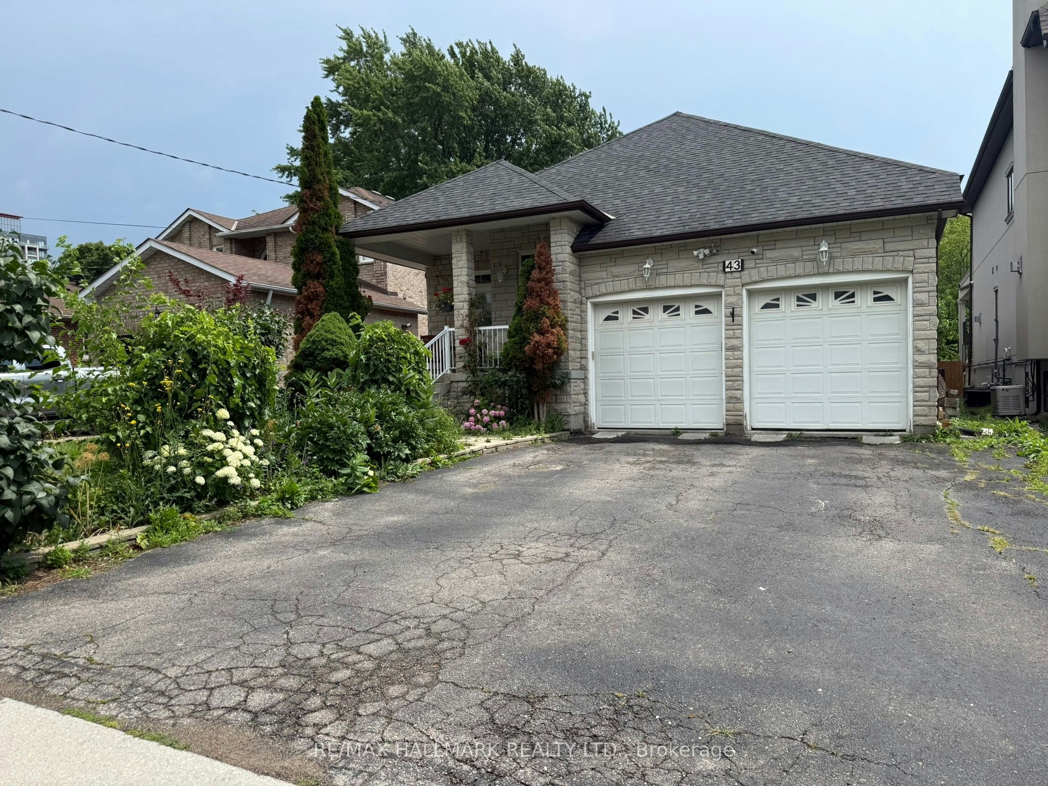 43 Oak Avenue, Richmond Hill, ON, L4C 6R5