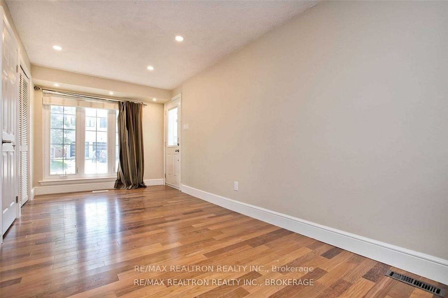 Lower-2 Callahan Road, Markham, ON, L3R 2K1 - 2