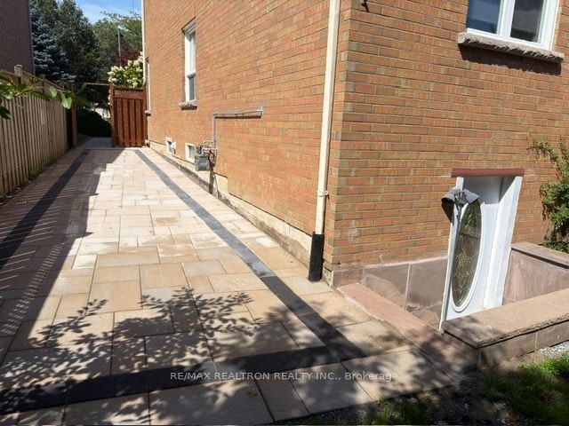 Basement-97 Mcclellan Way, Aurora, ON, L4G 6M3 - 6