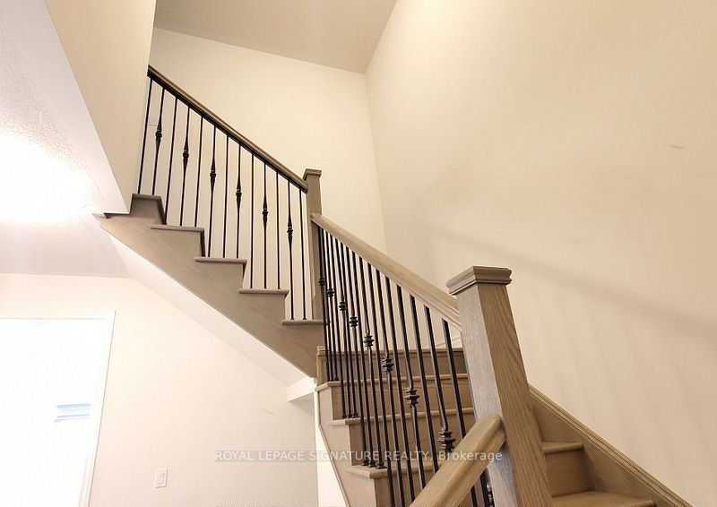 74 Ferragine Crescent, Bradford West Gwillimbury, ON, L3Z 4K2 - 7