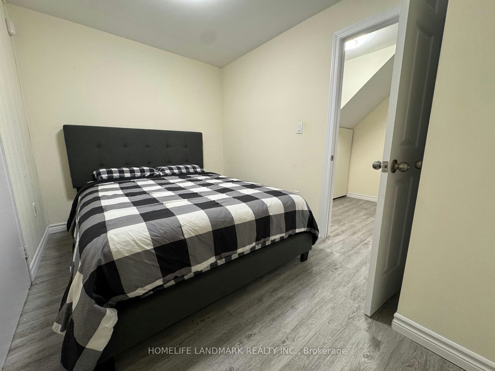Lower-50 Addison Street, Richmond Hill, ON, L4C 7L8 - 13