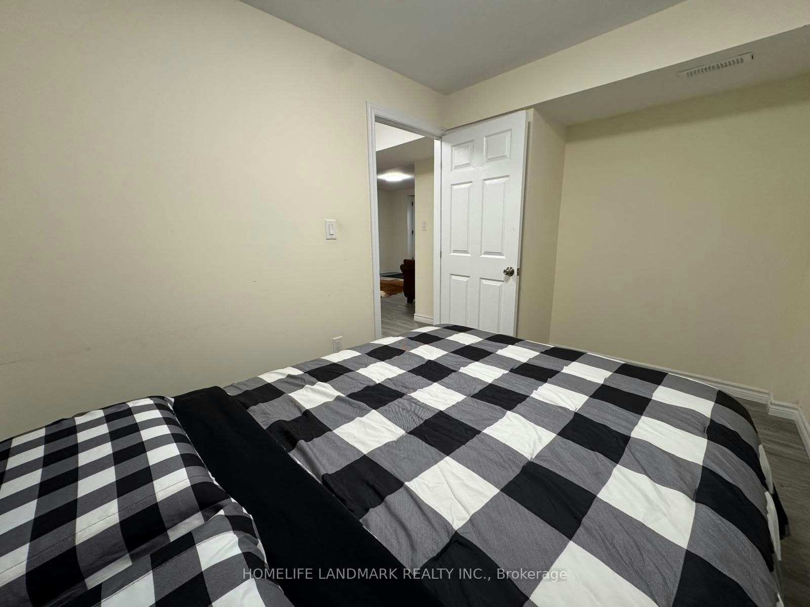 Lower-50 Addison Street, Richmond Hill, ON, L4C 7L8 - 17