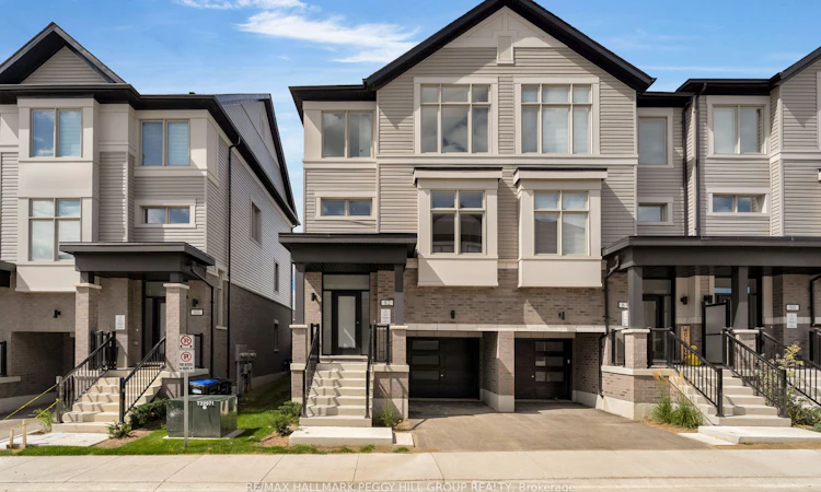 82 Brandon Crescent
