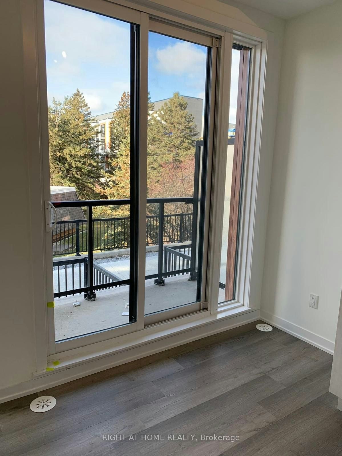 313-6 Steckley House Lane, Richmond Hill, ON, L4S 0N1 - 7