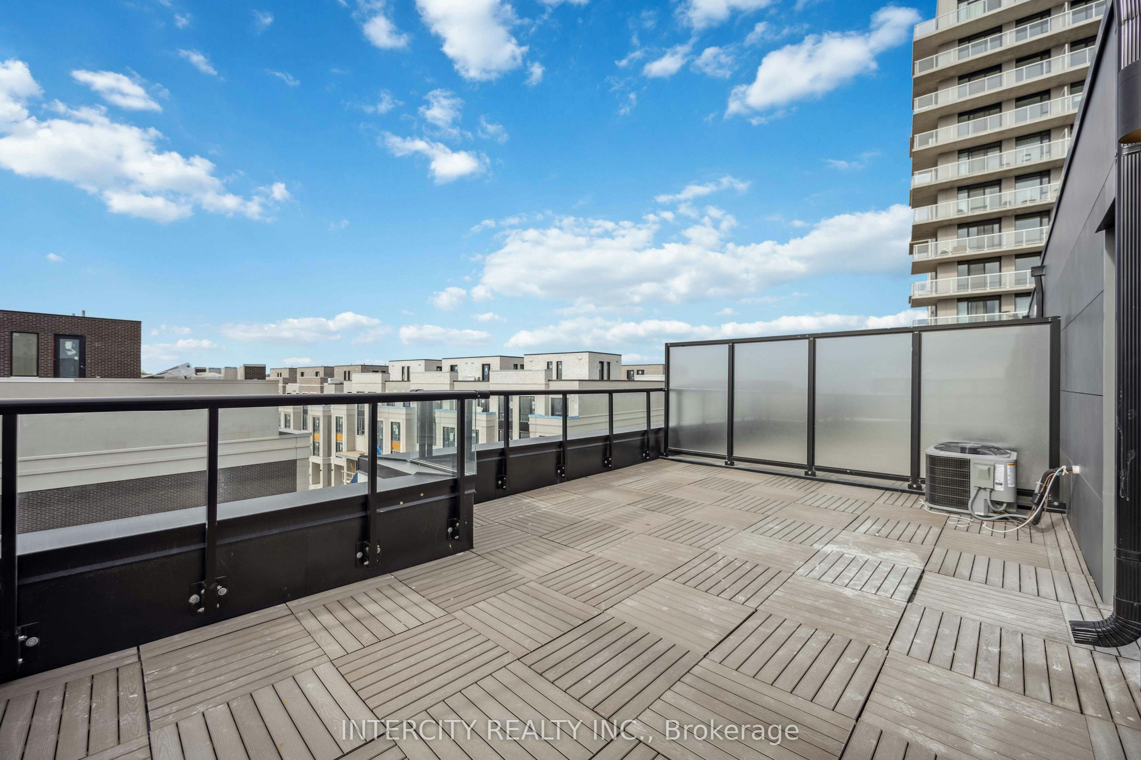 1215-8 David Eyer Road, Richmond Hill, ON, L4S 0N3 - 33