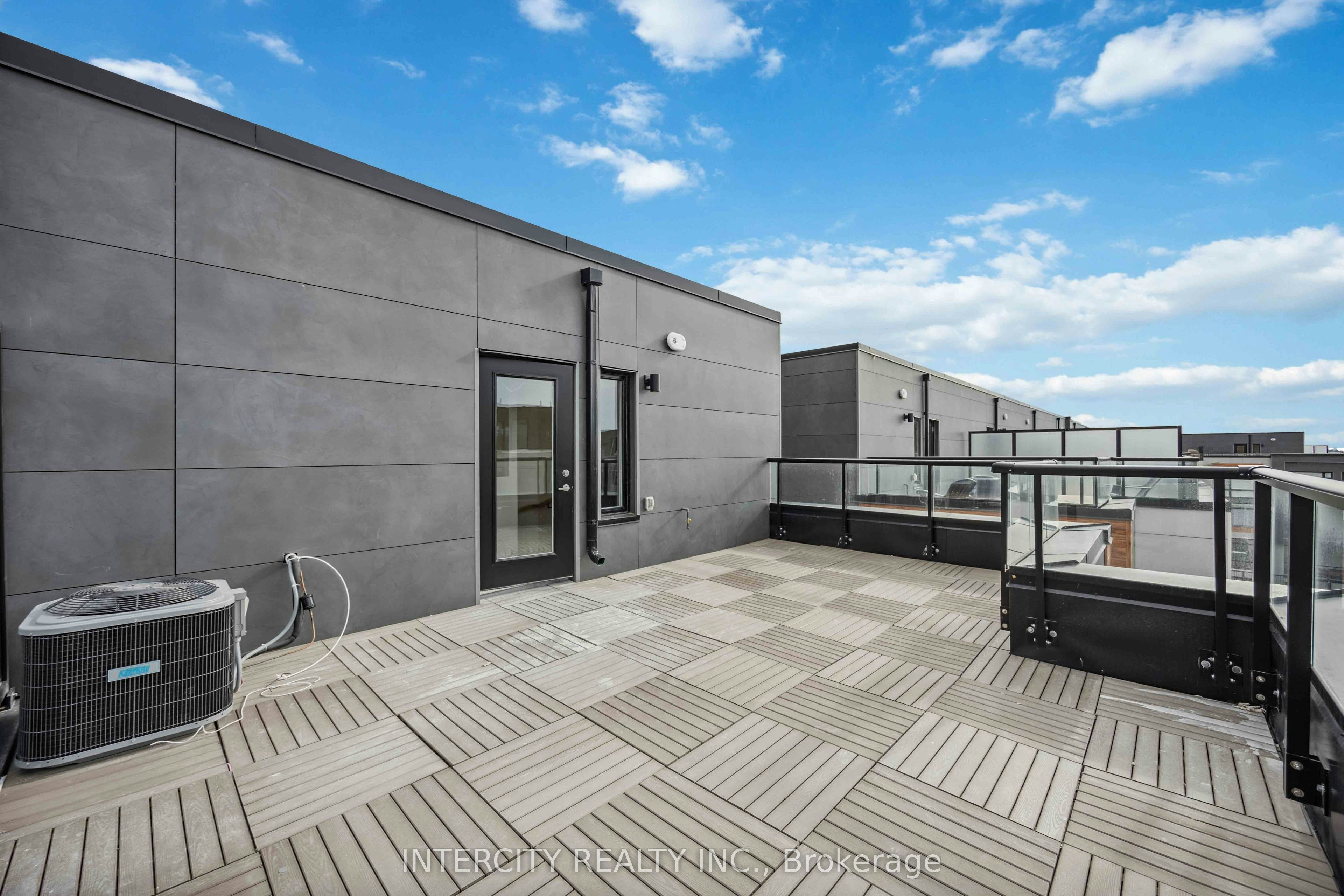 1215-8 David Eyer Road, Richmond Hill, ON, L4S 0N3 - 35