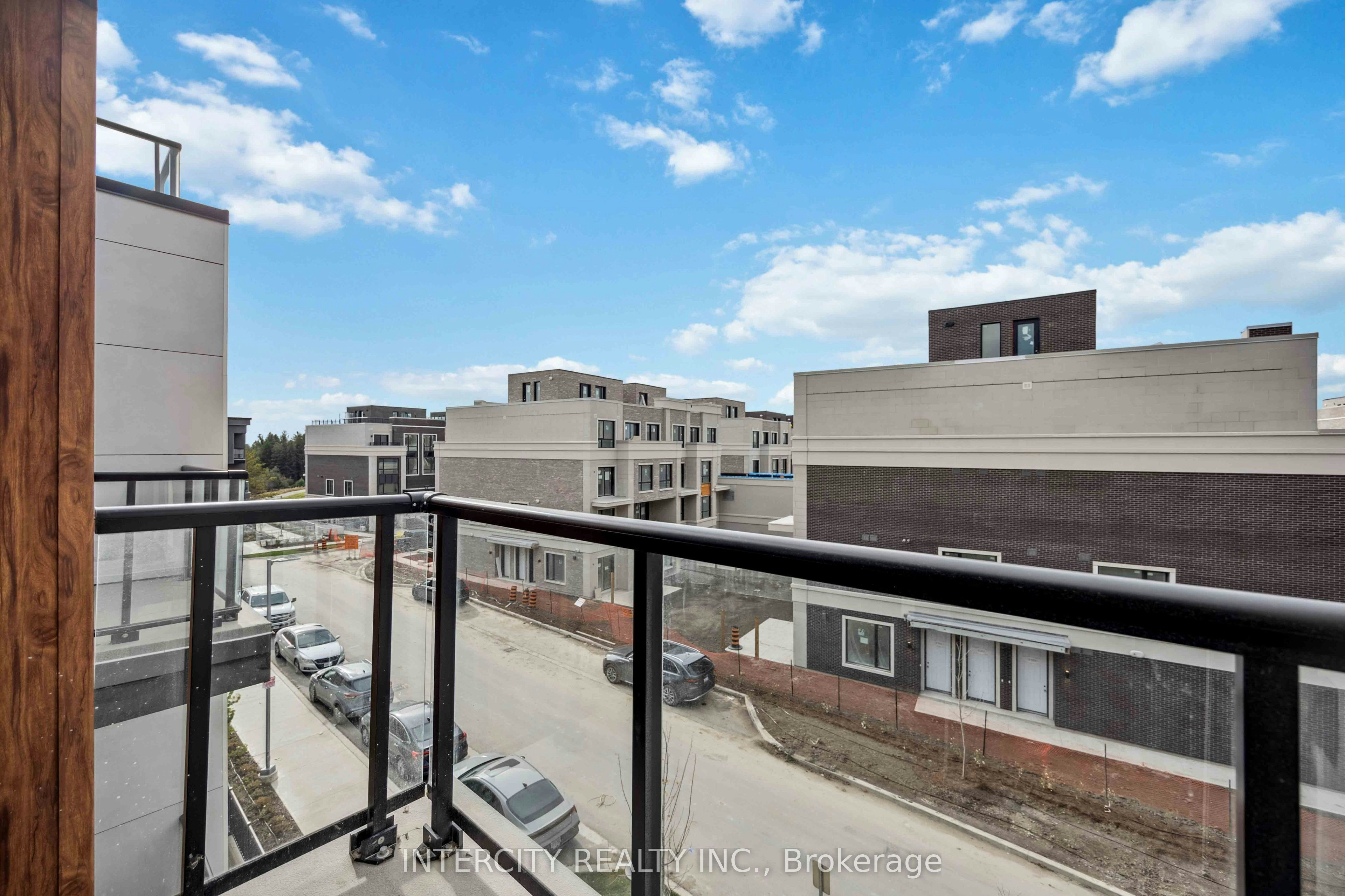1215-8 David Eyer Road, Richmond Hill, ON, L4S 0N3 - 31