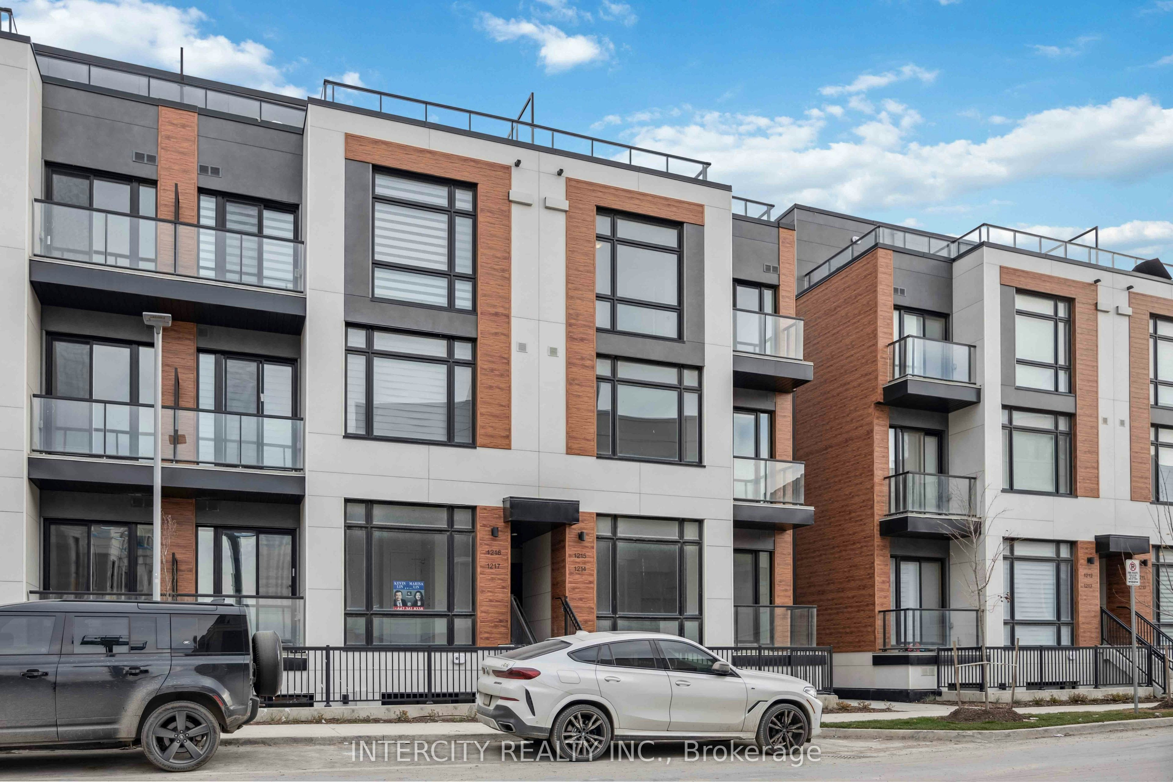 1215-8 David Eyer Road, Richmond Hill, ON, L4S 0N3 - 3