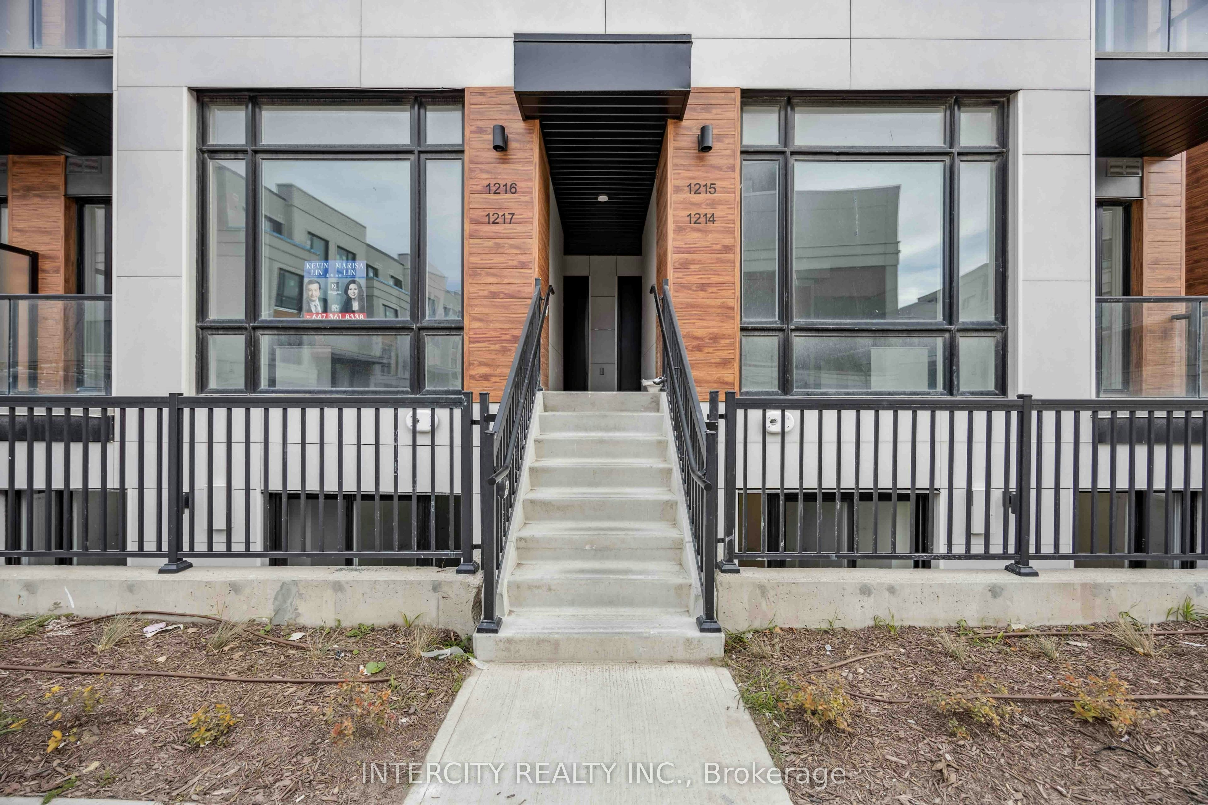 1215-8 David Eyer Road, Richmond Hill, ON, L4S 0N3 - 4