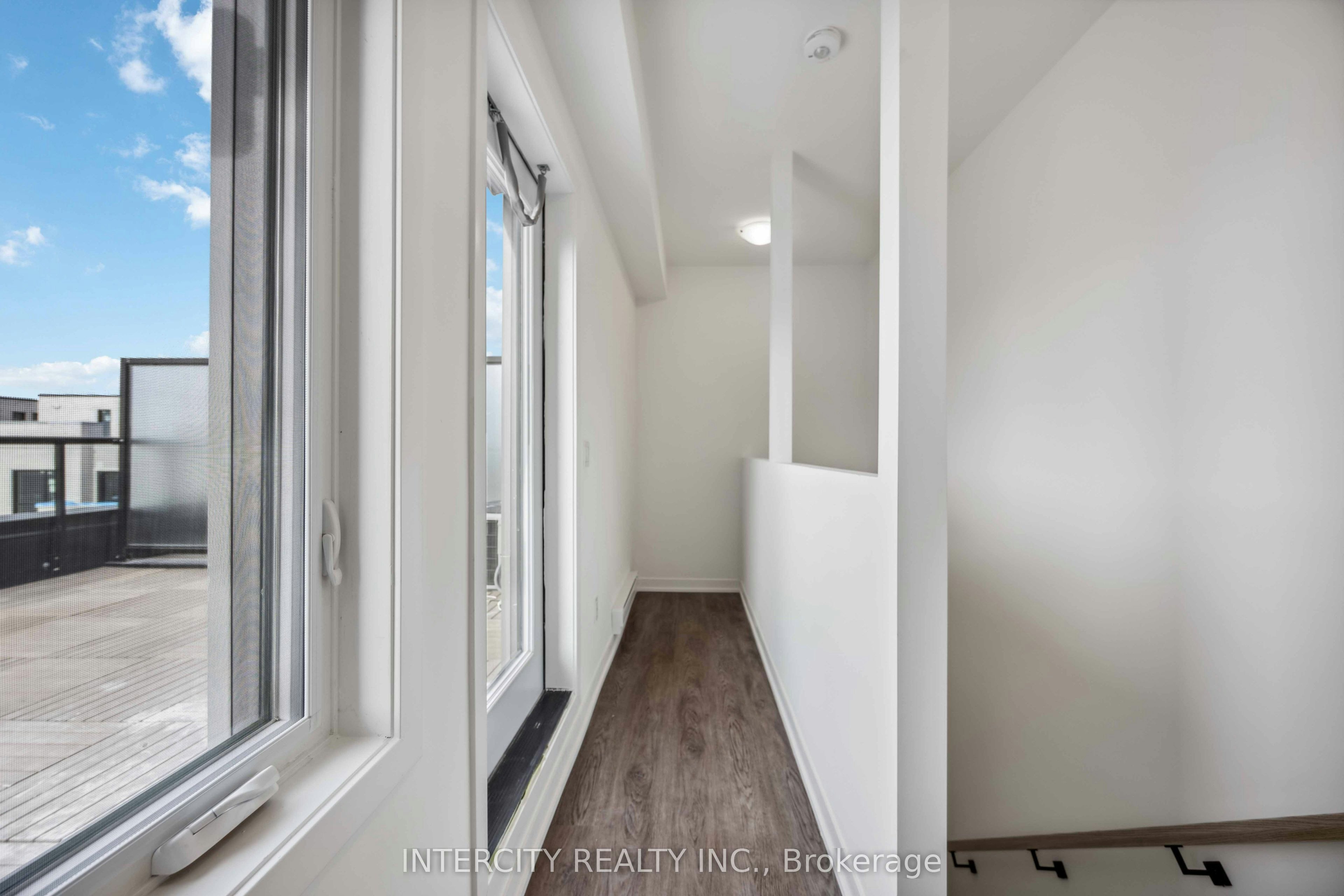 1215-8 David Eyer Road, Richmond Hill, ON, L4S 0N3 - 29