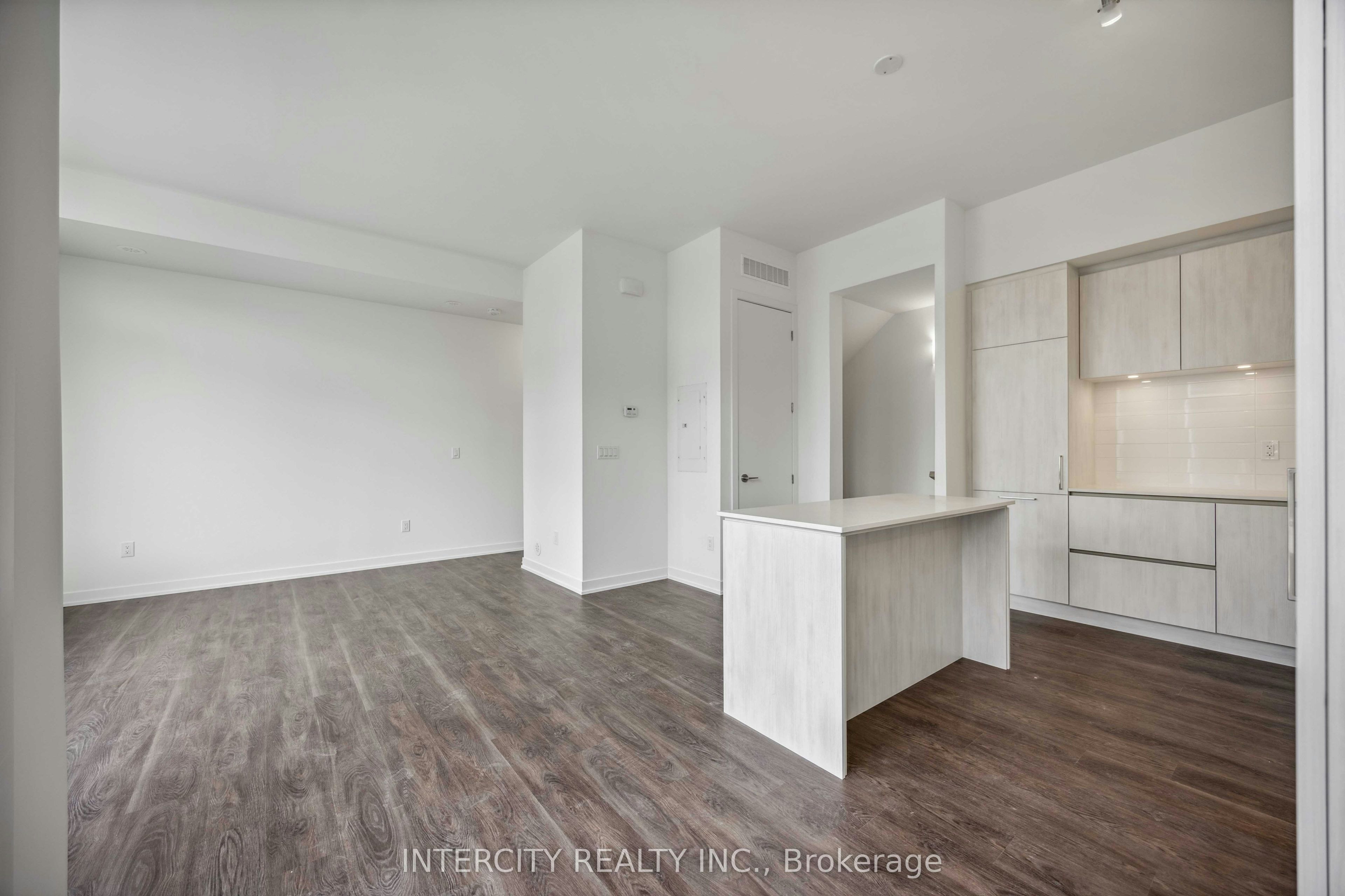 1215-8 David Eyer Road, Richmond Hill, ON, L4S 0N3 - 6