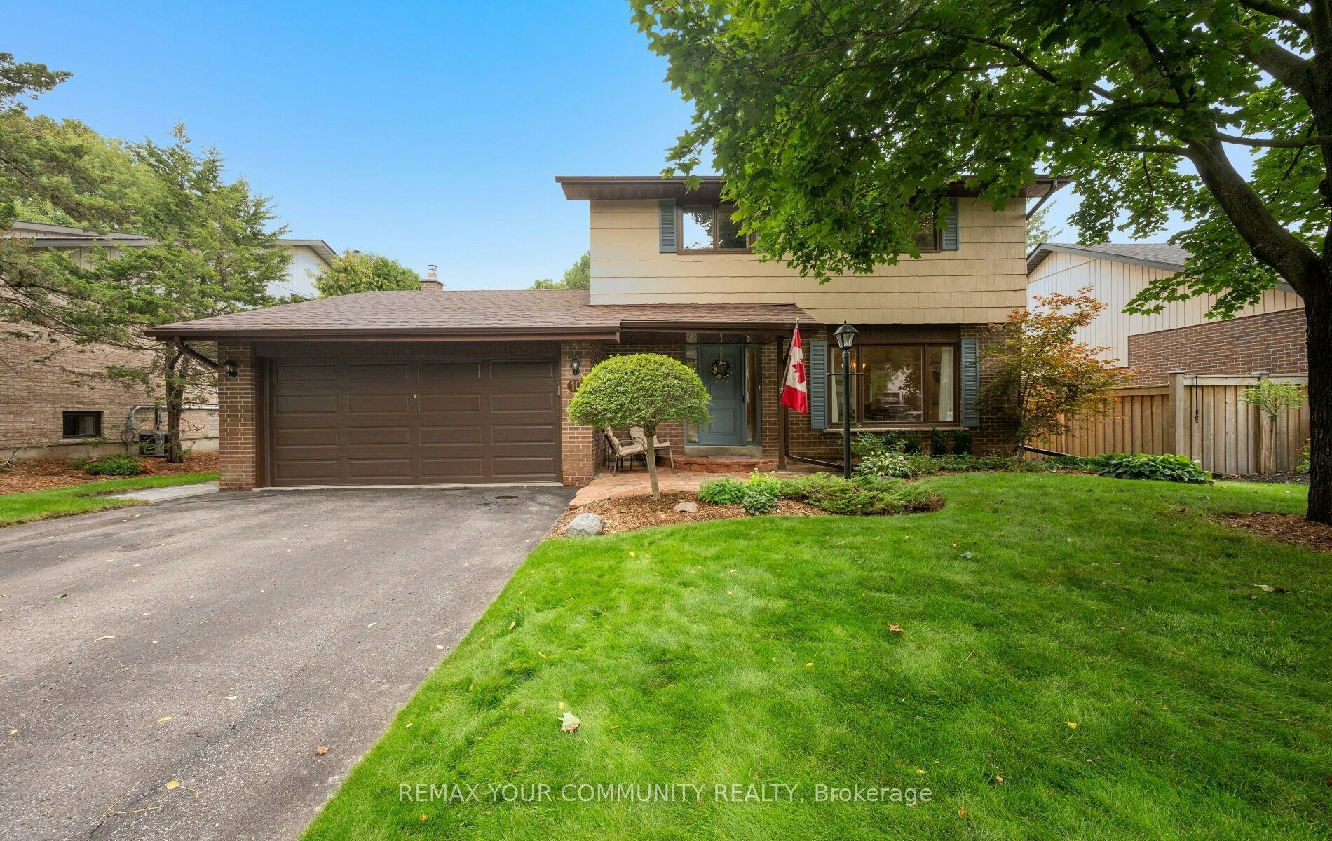 10 Glenview Drive