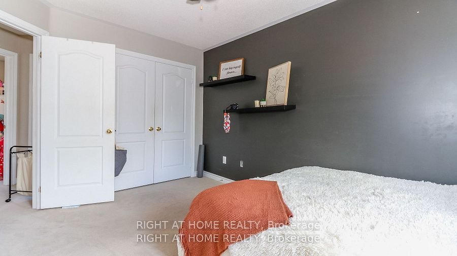 95 Collier Crescent, Essa, ON, L0M 1B5 - 16
