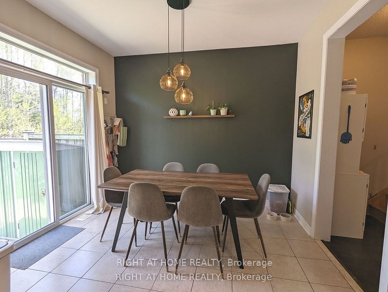 95 Collier Crescent, Essa, ON, L0M 1B5 - 13