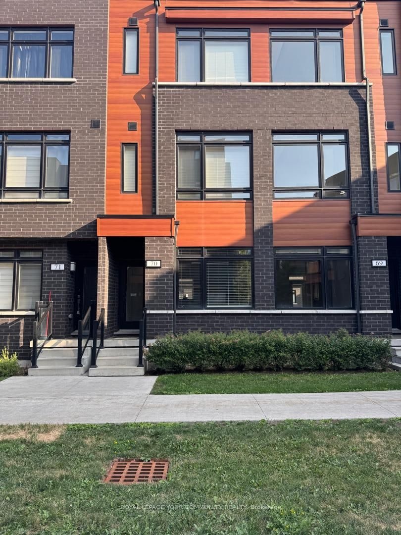 70-370C Red Maple Road, Richmond Hill, ON, L4C 6P5 - 2