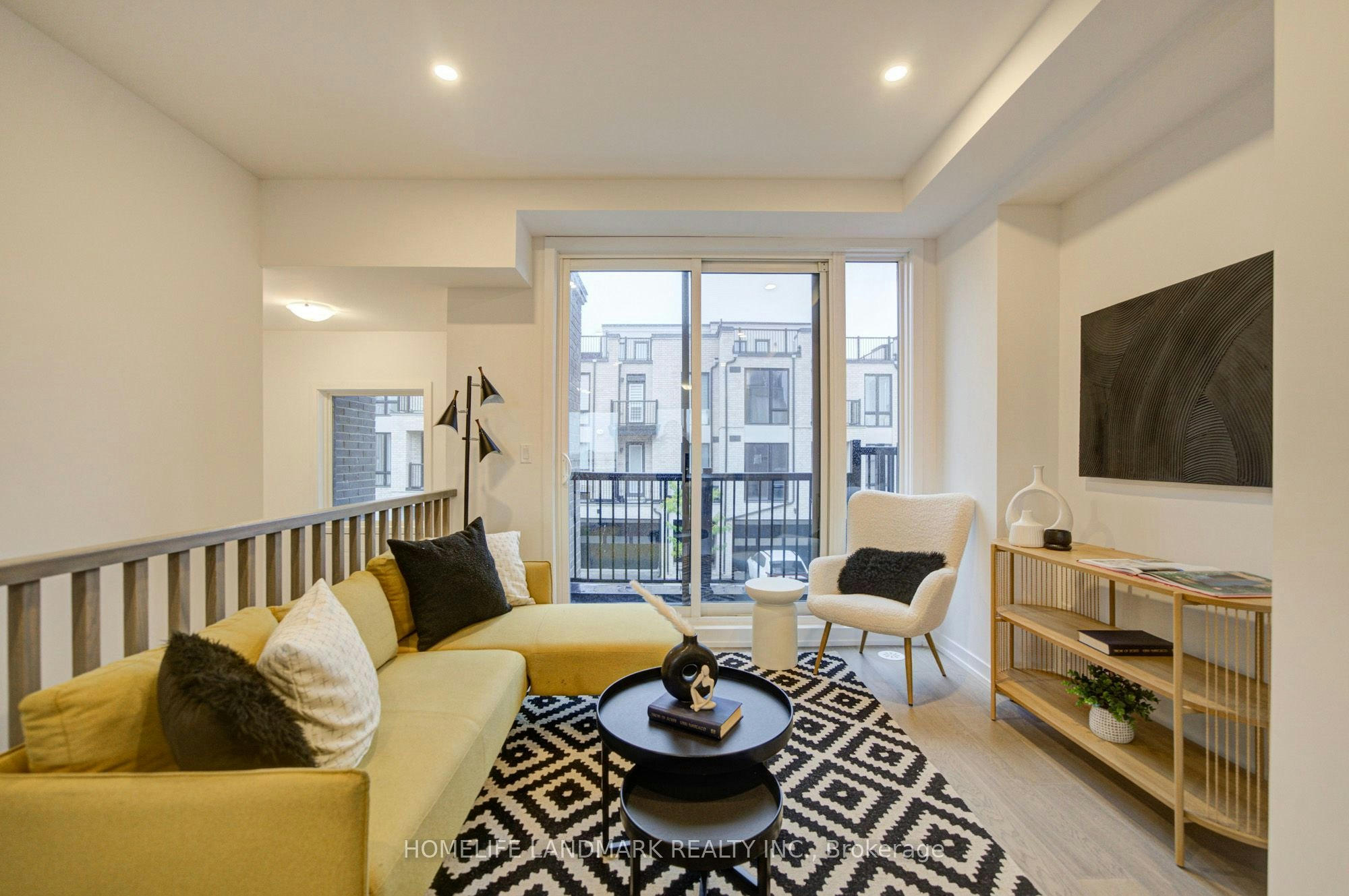 9 Bancroft Lane, Richmond Hill, ON, L4E 1M1