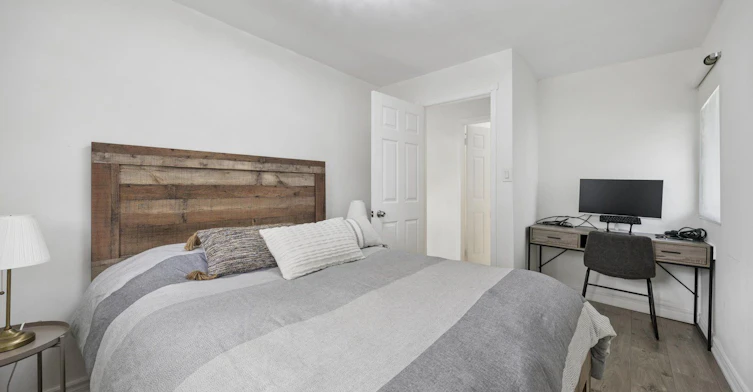 44 Glenview Avenue, Georgina, ON, L0E 1N0 - 23