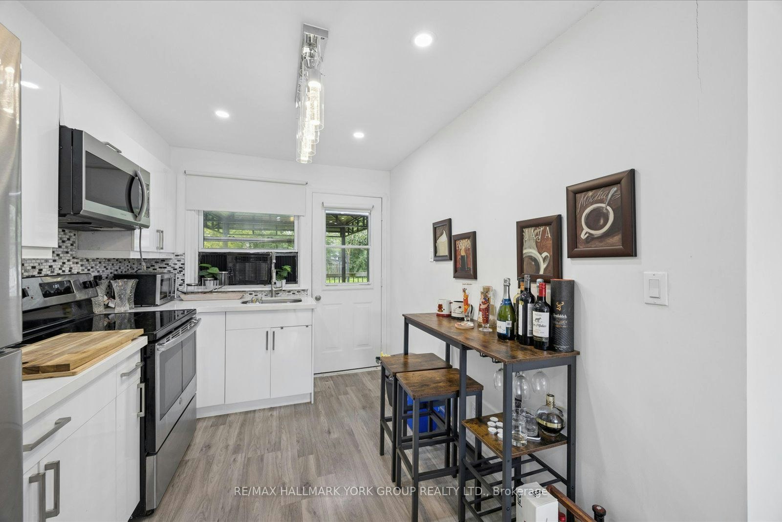 44 Glenview Avenue, Georgina, ON, L0E 1N0 - 13