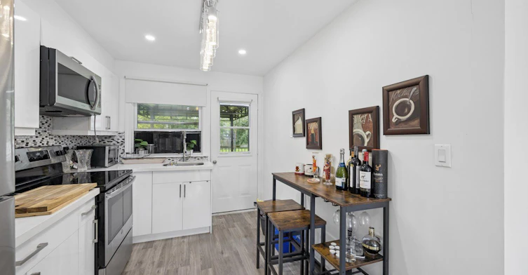 44 Glenview Avenue, Georgina, ON, L0E 1N0 - 13