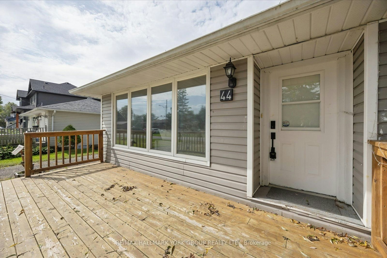 44 Glenview Avenue, Georgina, ON, L0E 1N0 - 3