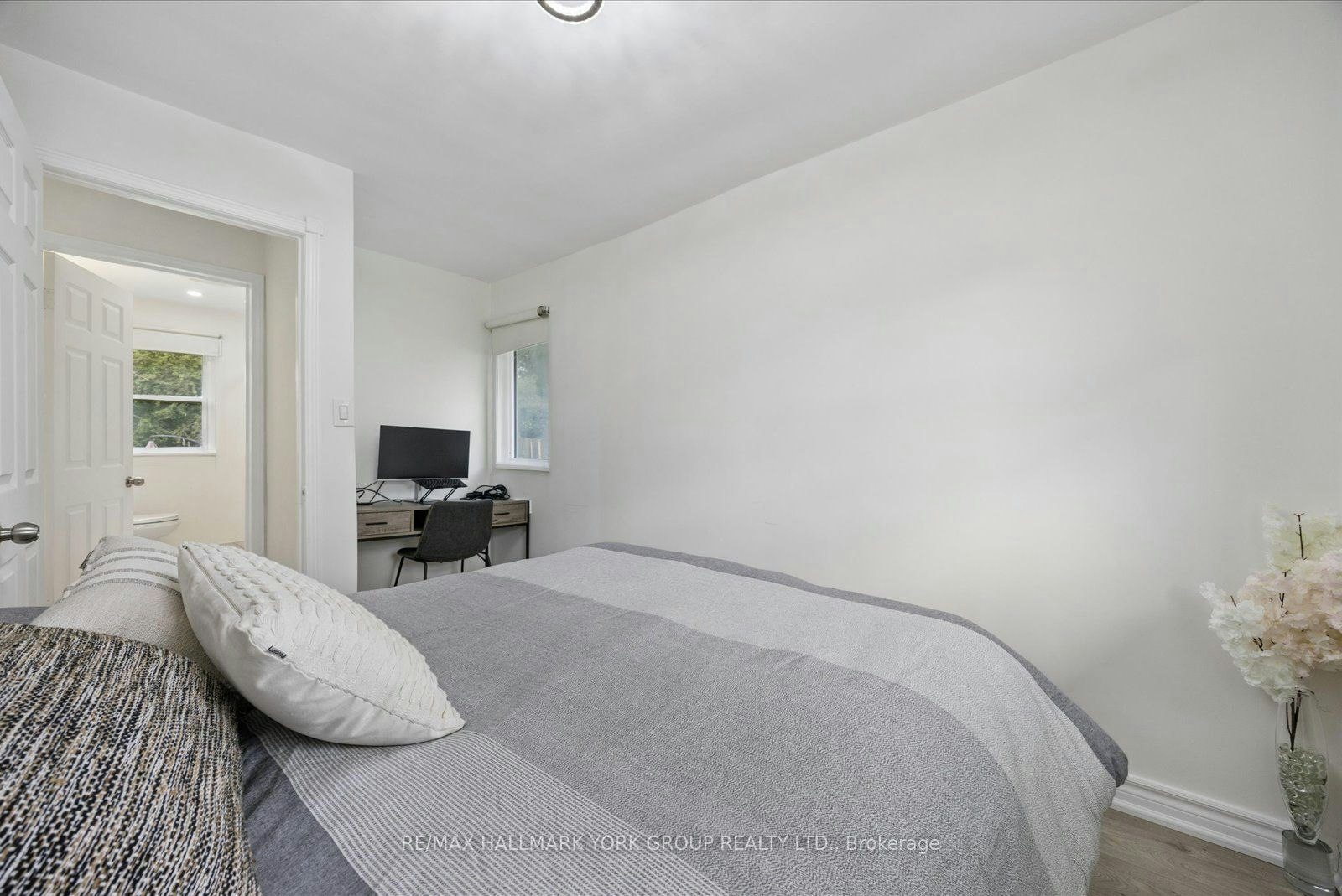 44 Glenview Avenue, Georgina, ON, L0E 1N0 - 24