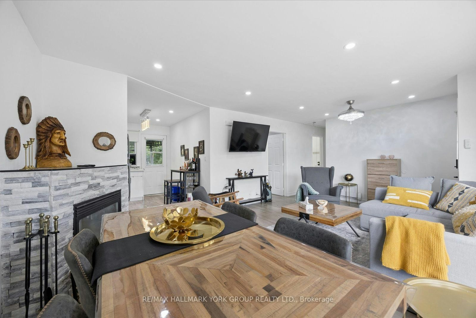 44 Glenview Avenue, Georgina, ON, L0E 1N0 - 10