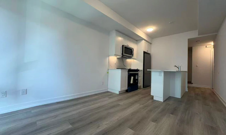 311-5 Bancroft Lane