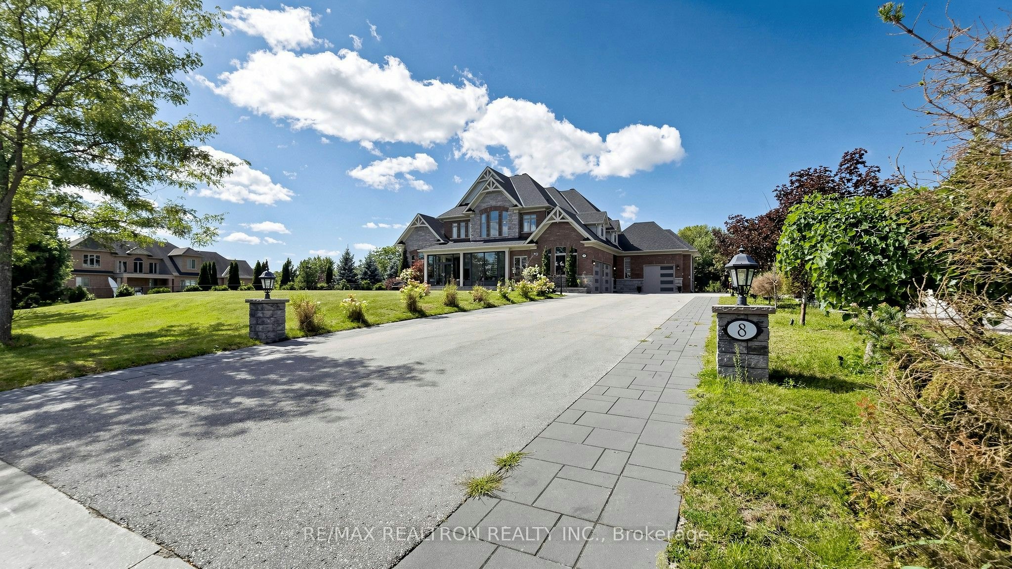 8 Fawn Grove, Whitchurch-Stouffville, ON, L4A 1R9
