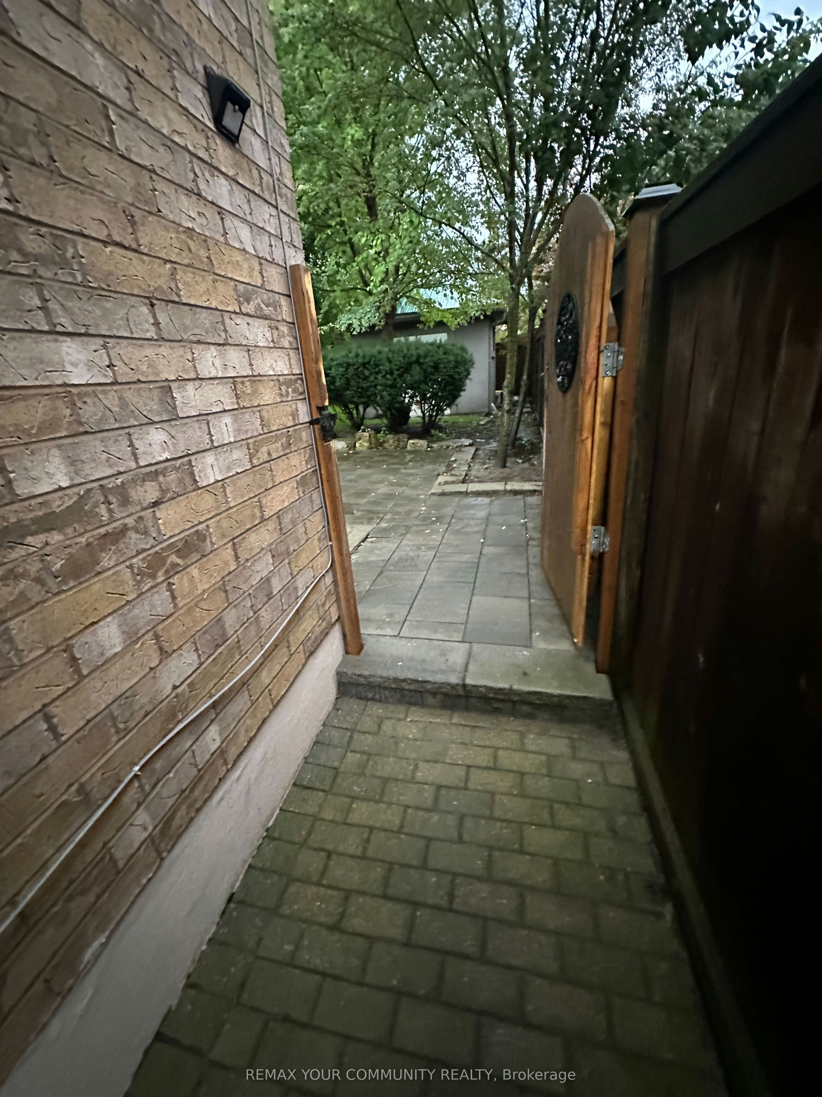 Lower-9 Allysum Court, Richmond Hill, ON, L4E 4M7 - 3