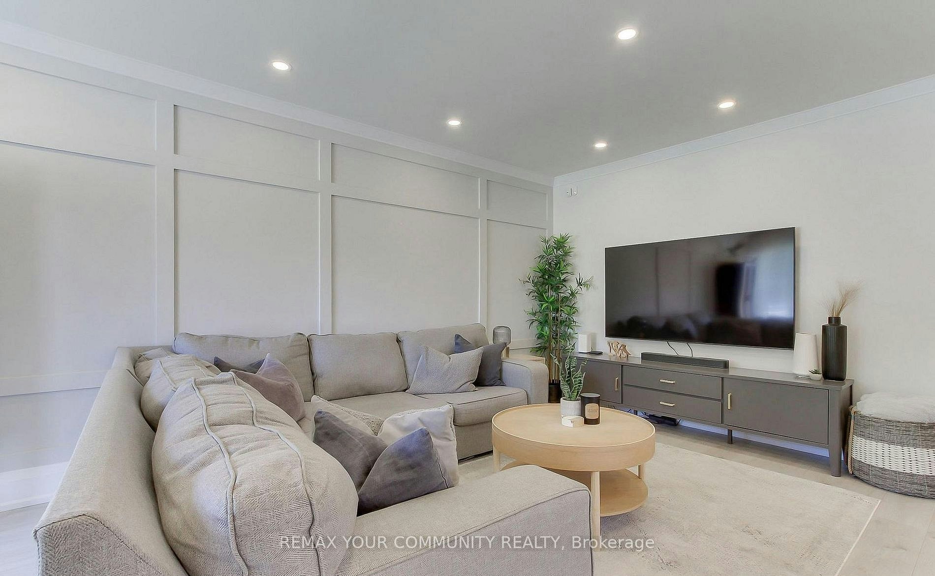 Main Floor w/o basement-67 Davis Road, Aurora, ON, L4G 2B4 - 7