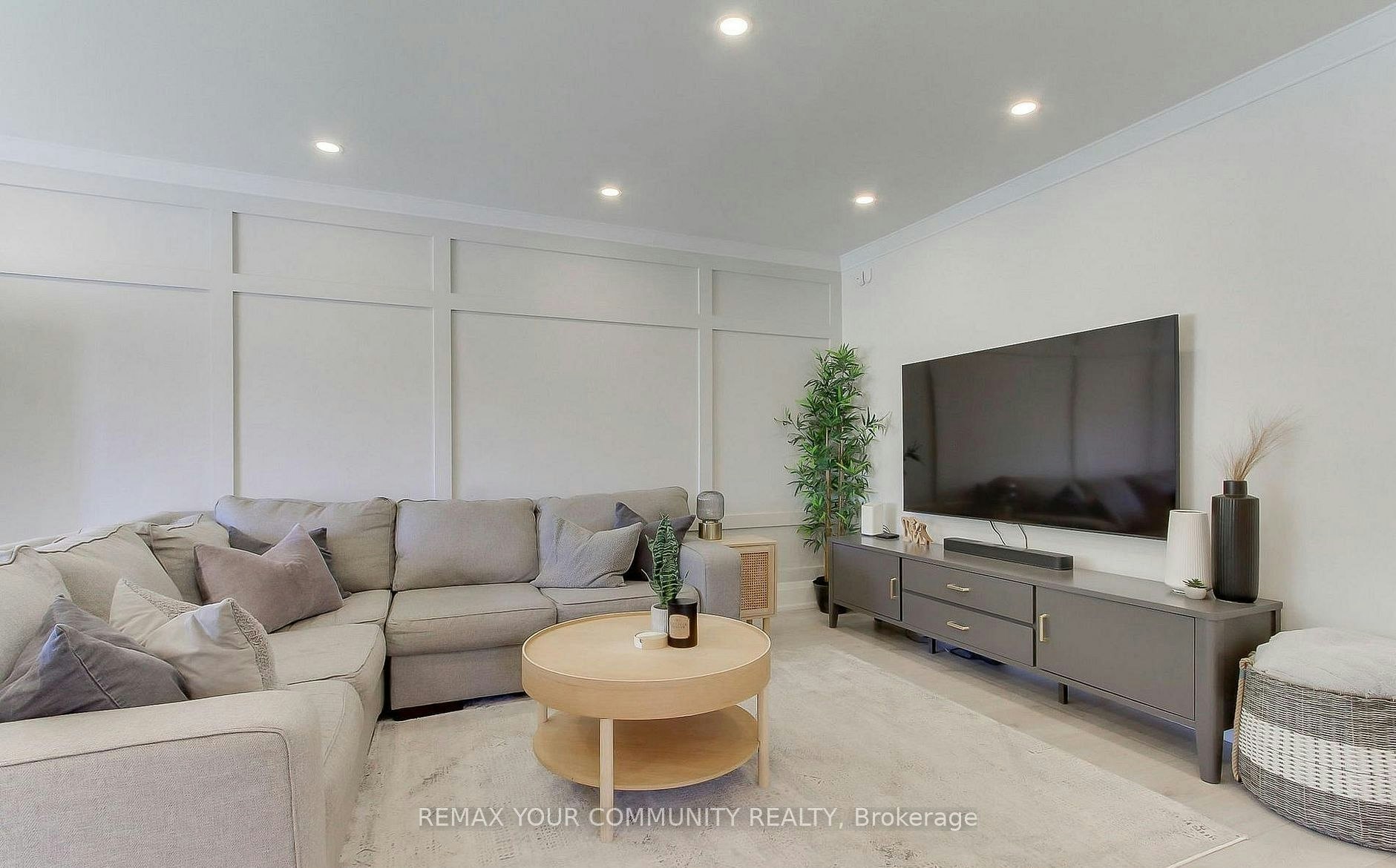 Main Floor w/o basement-67 Davis Road, Aurora, ON, L4G 2B4 - 6