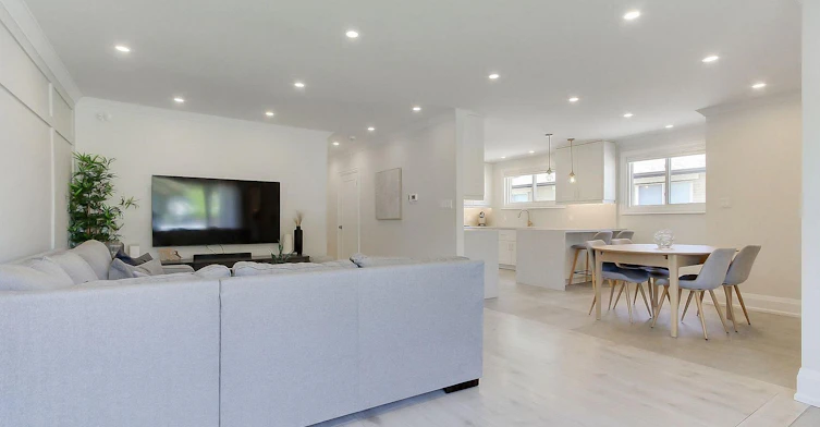 Main Floor w/o basement-67 Davis Road, Aurora, ON, L4G 2B4 - 10