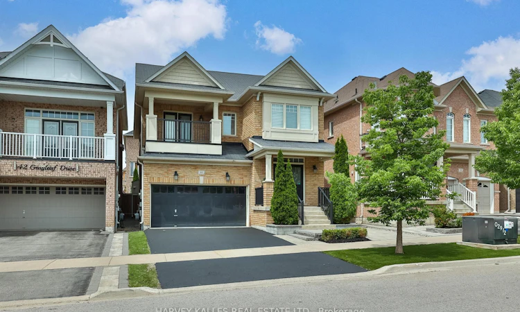 46 Grayleaf Drive