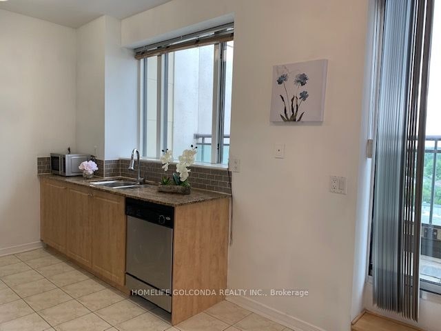 Ph07-330 Red Maple Road, Richmond Hill, ON, L4C 0T6 - 4