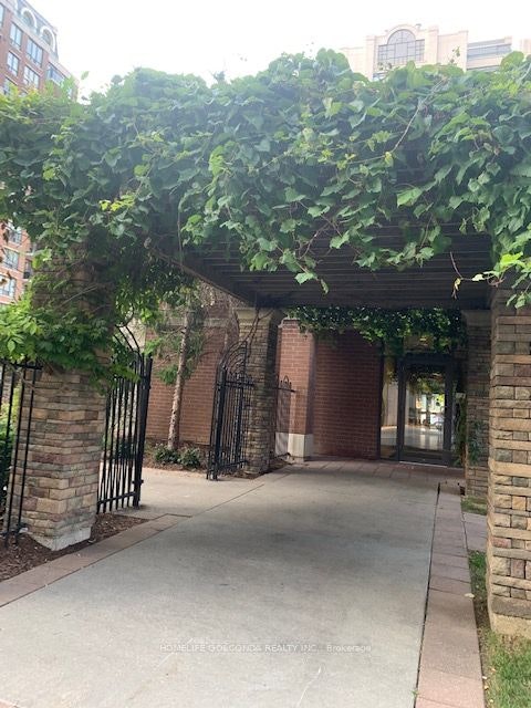 Ph07-330 Red Maple Road, Richmond Hill, ON, L4C 0T6 - 18