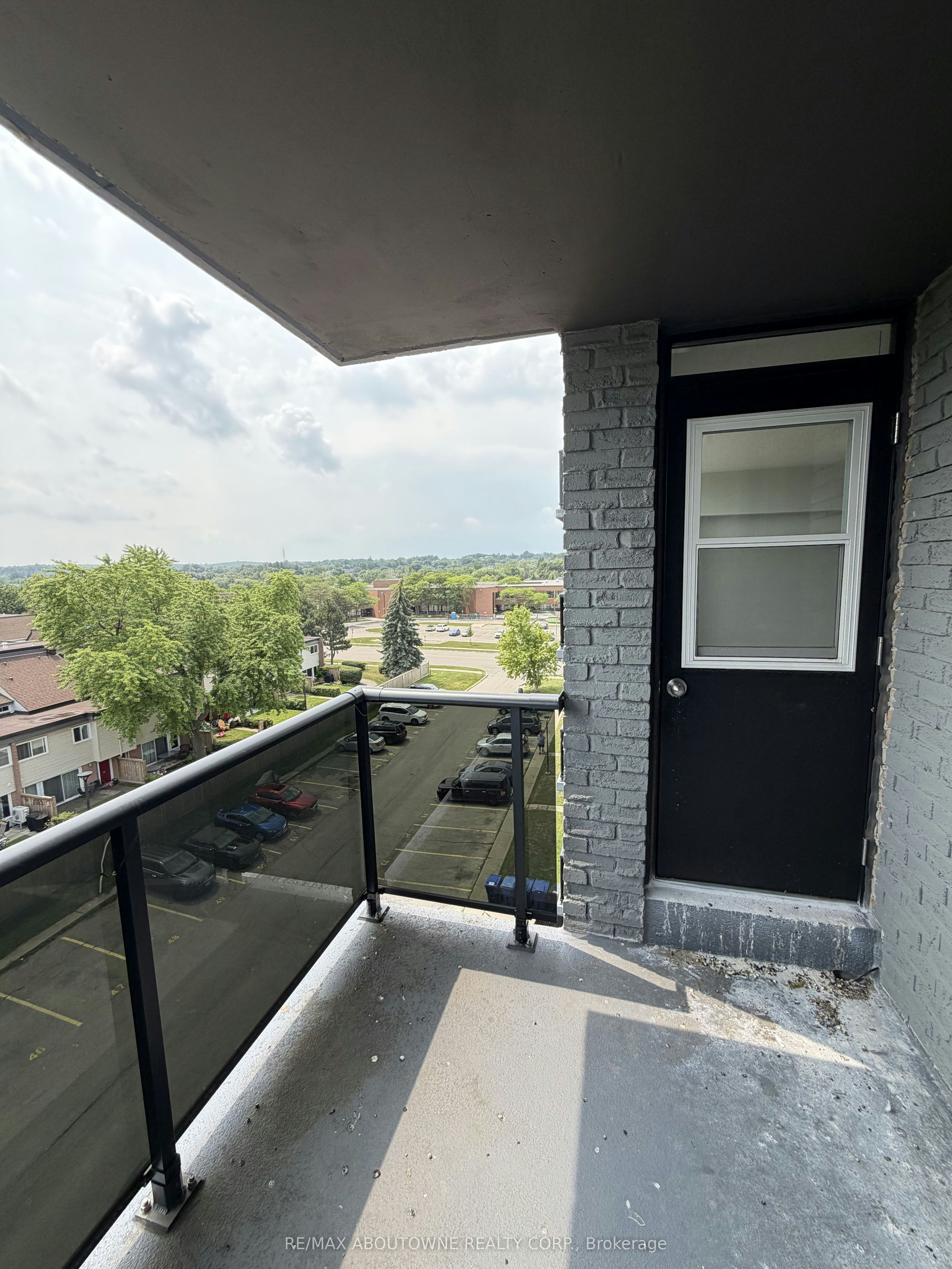 513-145 Wellington Street W, Aurora, ON, L4G 2N9 - 16